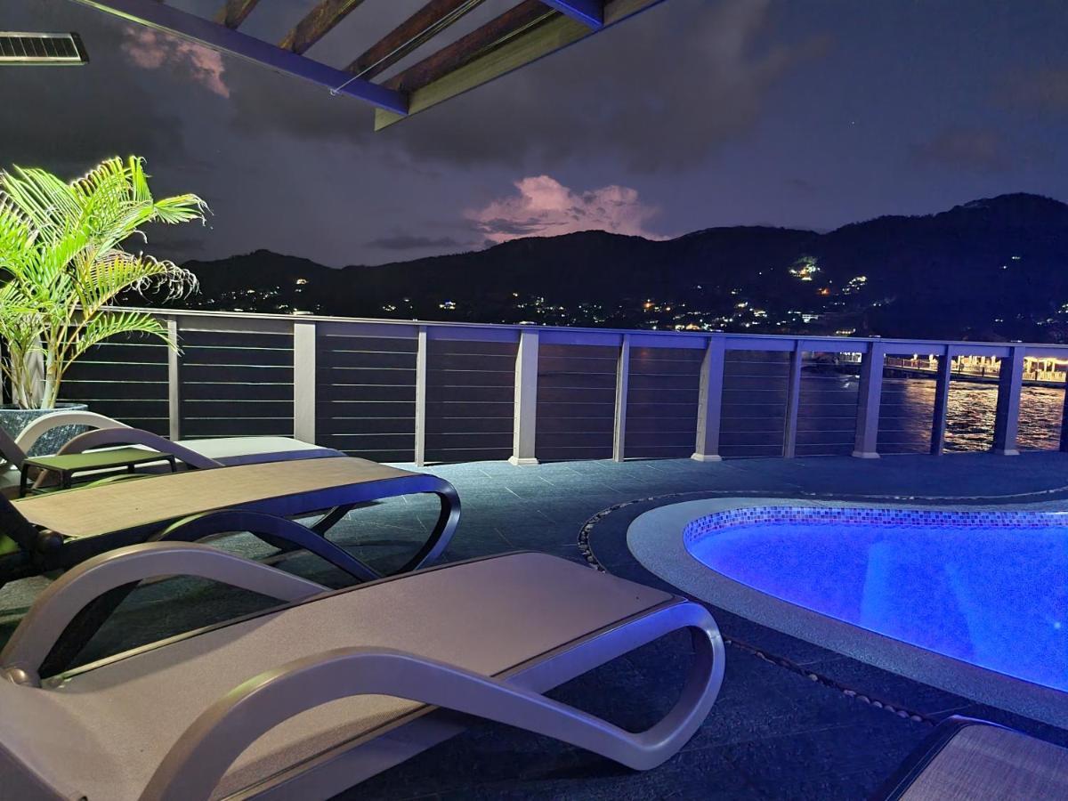 Drake Seaside Studio Apartments Bel Ombre Exteriér fotografie