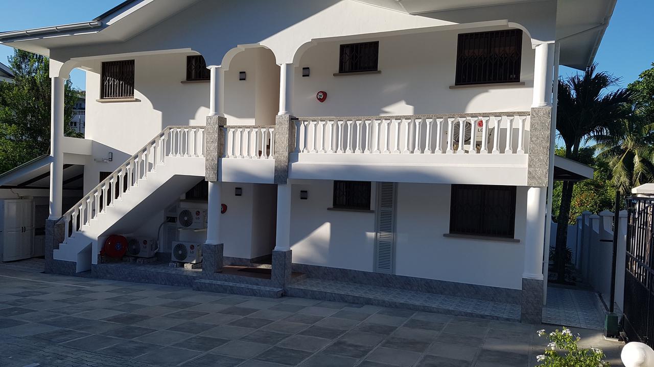 Drake Seaside Studio Apartments Bel Ombre Exteriér fotografie